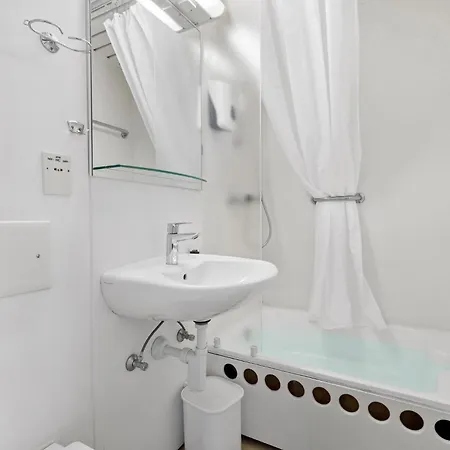 דירה Cozy In With Wifi נקסו